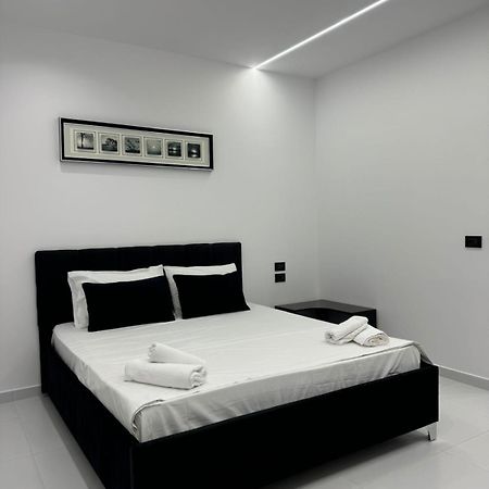 Vila Flabela Vlorë Kamer foto