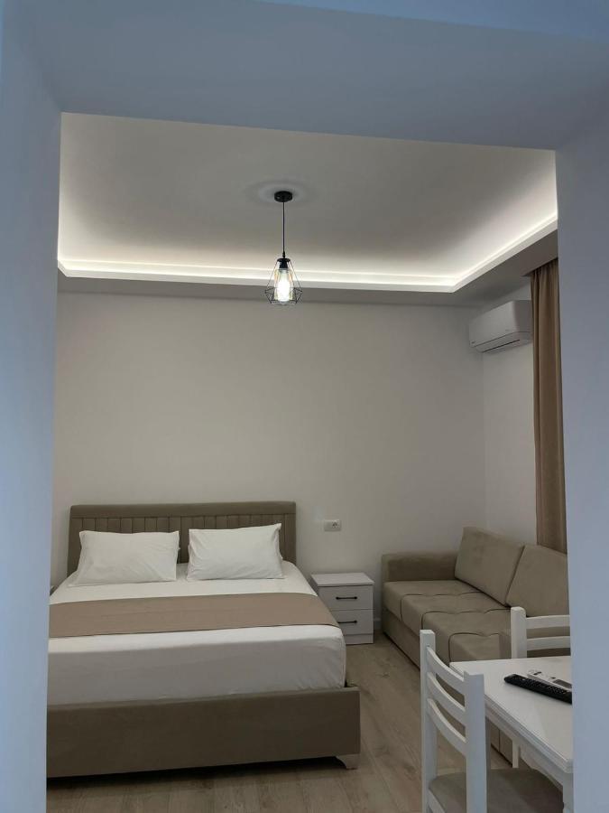 Vila Flabela Vlorë Buitenkant foto